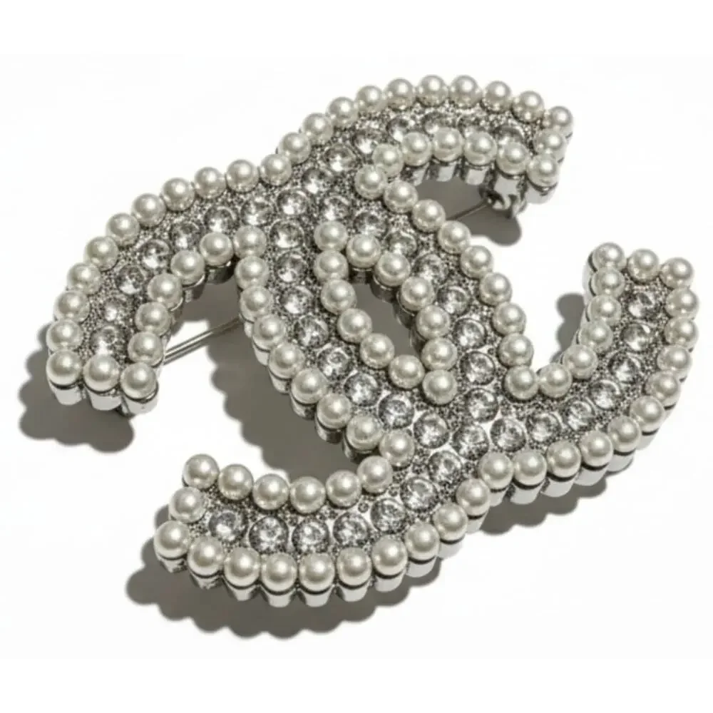 CHANEL Silver Crystal Pearl Trimmed Interlocking CC 23K (CCXX022)